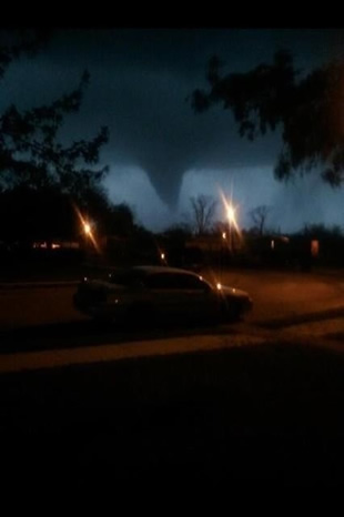 An image of what claims to be the Devine, Texas tornado. (Credit: @RandyJaso on Twitter)